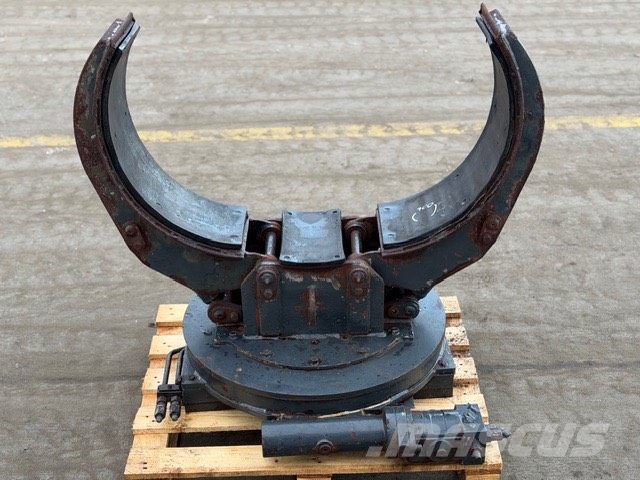 Linde gripper with a rotator Rodador