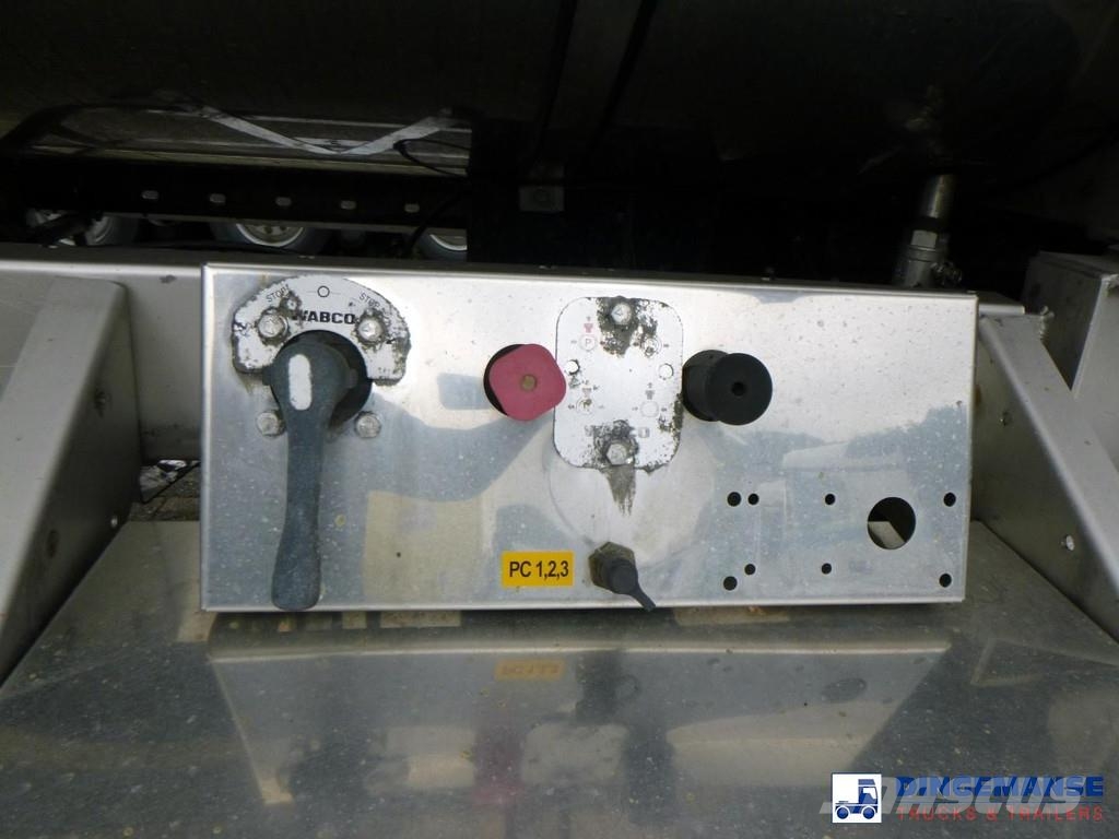 LAG Chemical tank inox L4BH 32.5 m3 / 3 comp Tanker semi-trailers