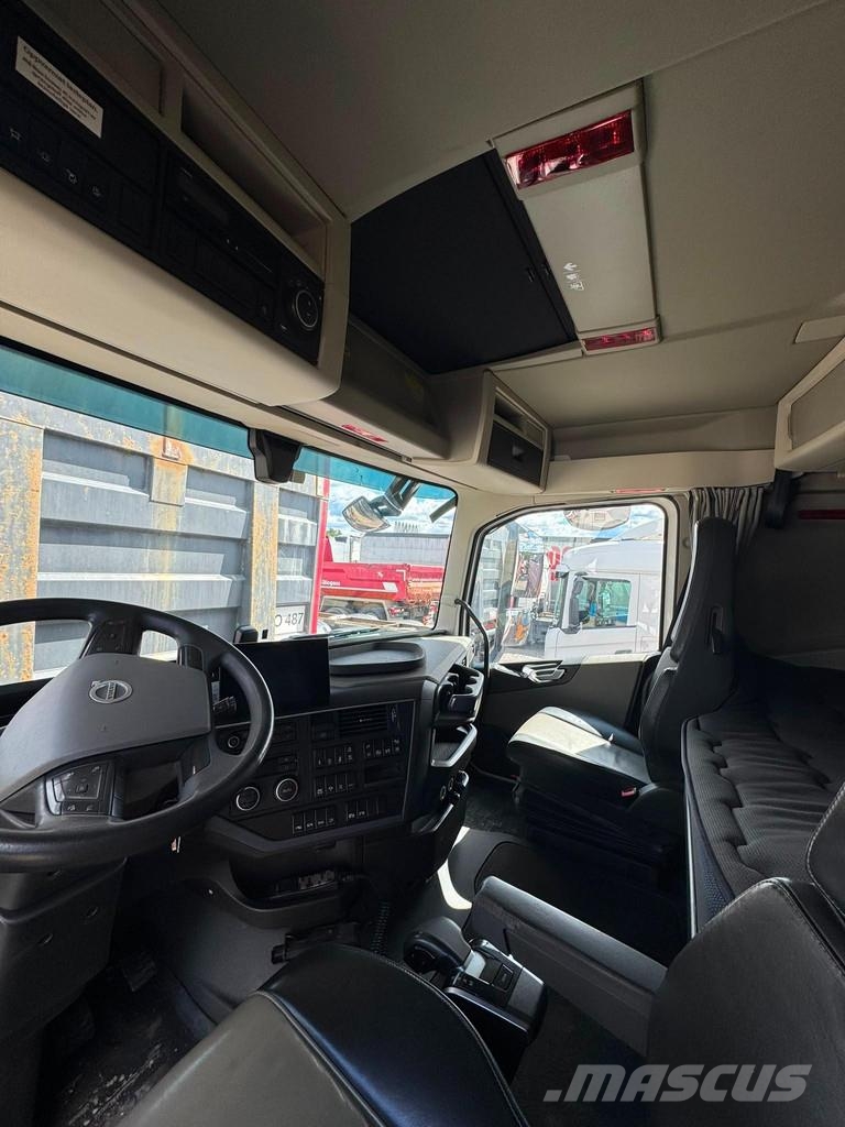 Volvo FH 460 6x4 COMING IN TWO WEEKS / LNG / TANDEM AXLE Savivarčių priekabų vilkikai