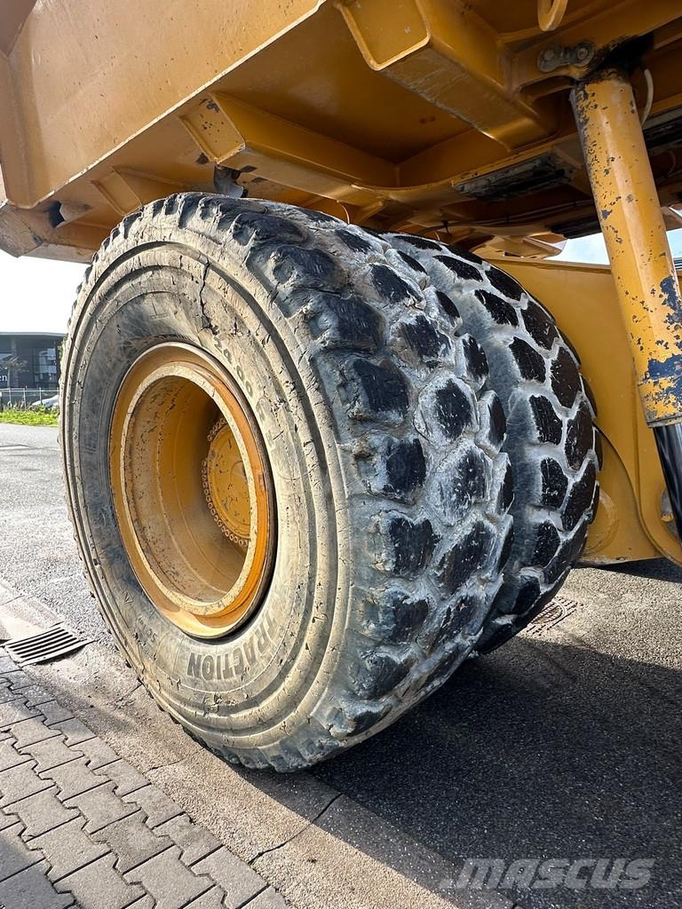 Bell B60 E 4x4 | German Machine! عربات نقل قلابة للمواقع