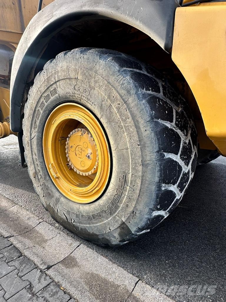 Bell B60 E 4x4 | German Machine! عربات نقل قلابة للمواقع