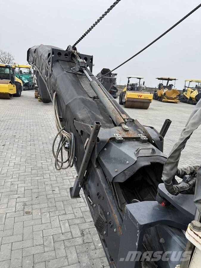 Bomag BM 500/15 Asfalt kaziyicilar