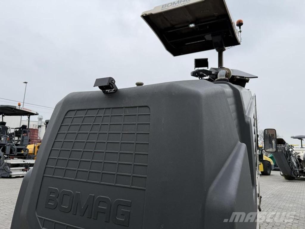 Bomag BM 500/15 Asfalt kaziyicilar