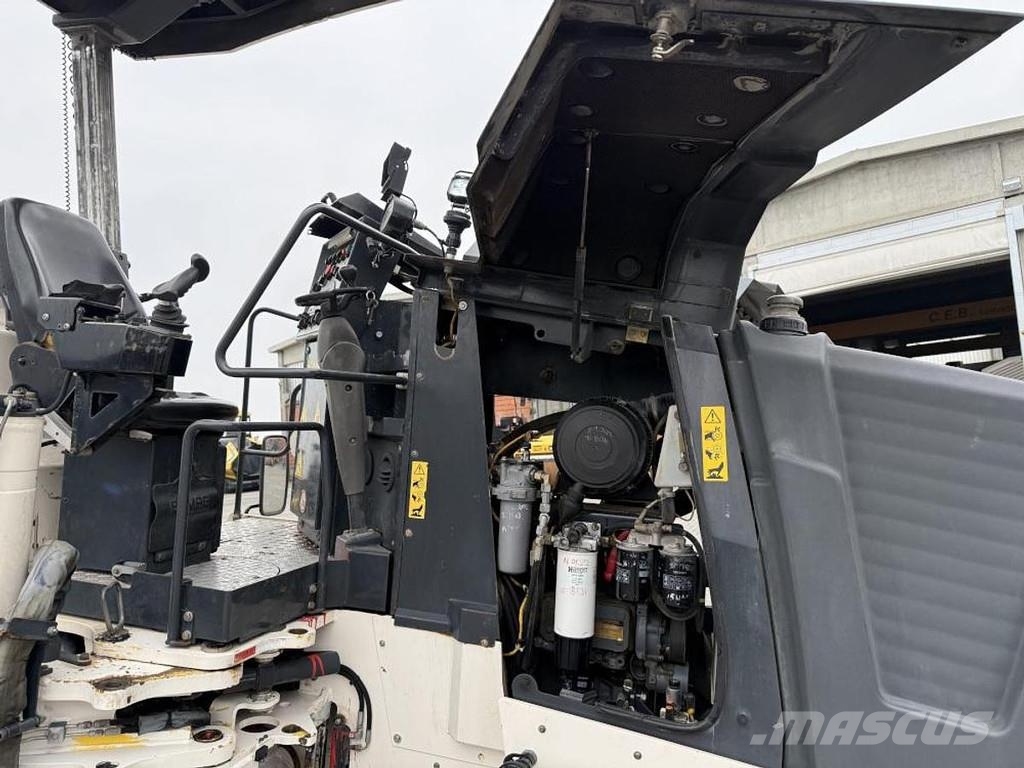 Bomag BM 500/15 Asfalt kaziyicilar