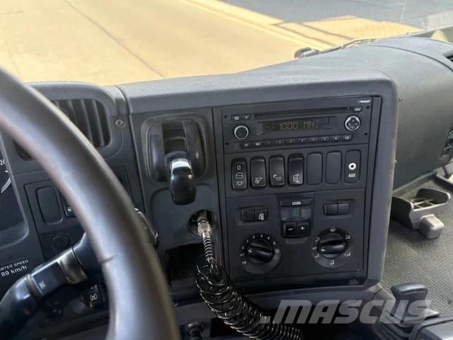 Scania Multilift 26 tons Camiones elevadores de gancho