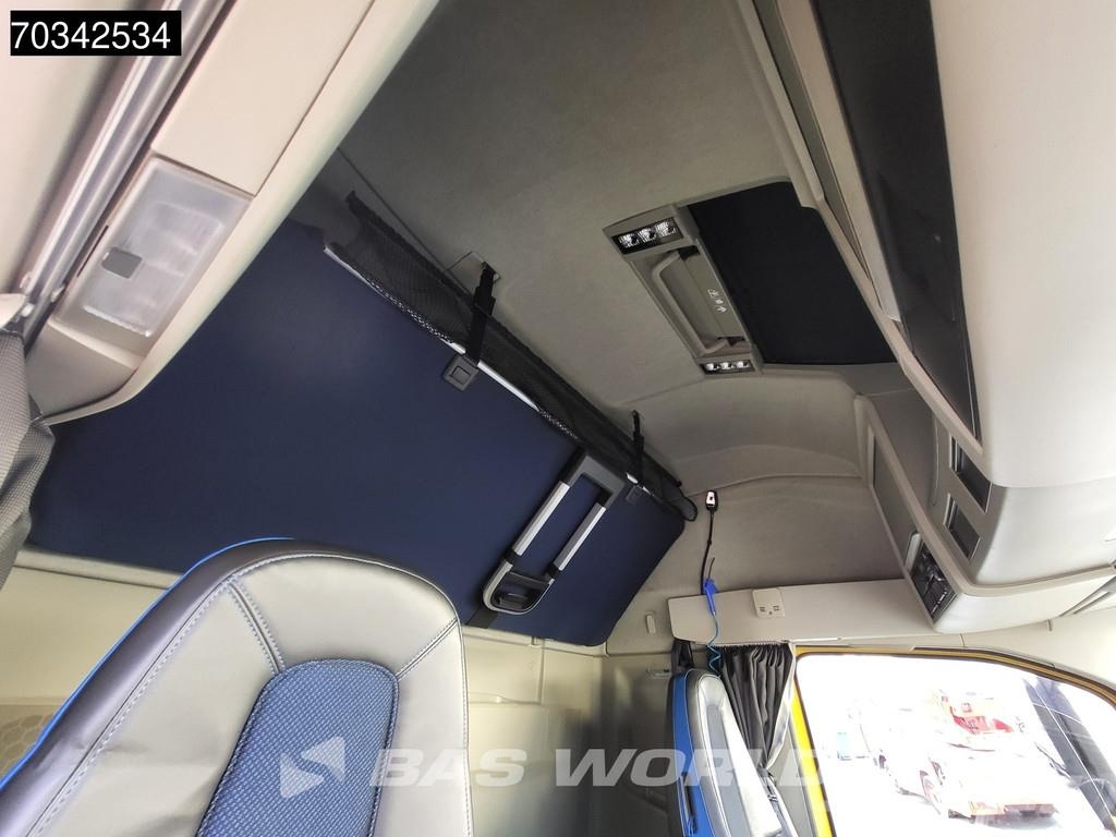 Volvo FH 460 6X2 LNG COMBI Sliding roof VEB+ Automatic A Nákladné vozidlá s bočnou zhrnovacou plachtou