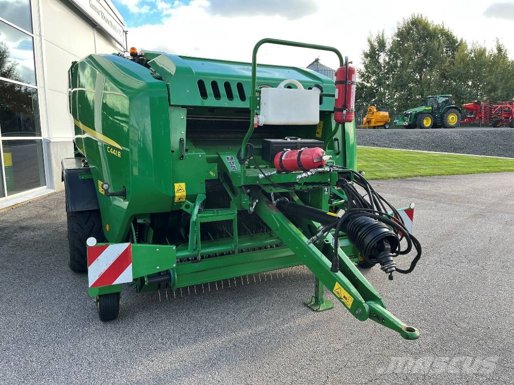 John Deere C441R Rundbalspressar