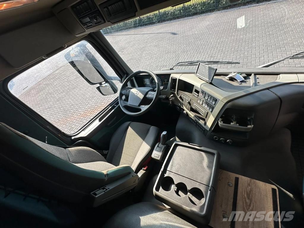 Volvo FM 420 6X2 OPRIJWAGEN/MACHINE TRANSPORTER/PLATEAU/ Oprijwagen