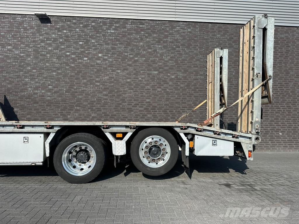Volvo FM 420 6X2 OPRIJWAGEN/MACHINE TRANSPORTER/PLATEAU/ Oprijwagen