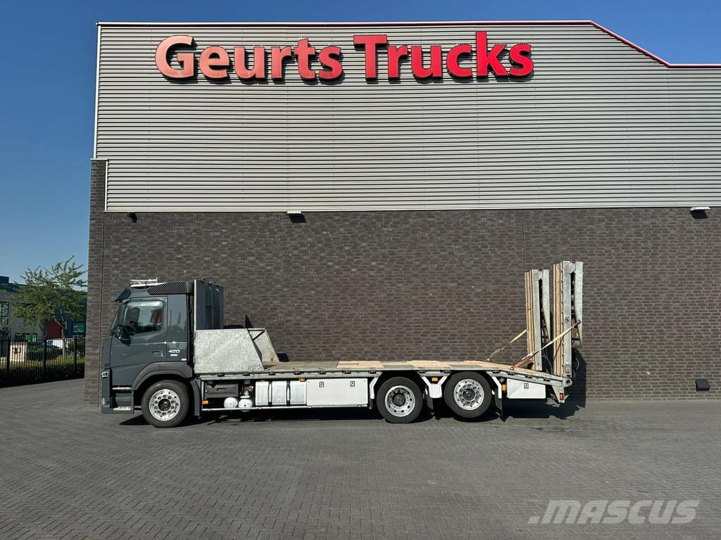 Volvo FM 420 6X2 OPRIJWAGEN/MACHINE TRANSPORTER/PLATEAU/ Oprijwagen