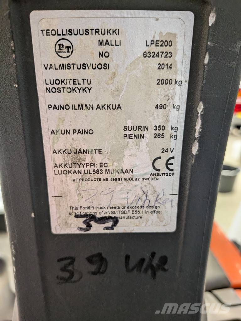 BT LPE 200 Elektriskie palešu ratiņi ar platformu