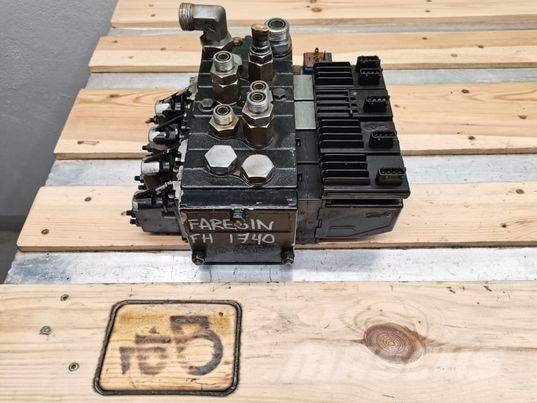 Faresin FH 1740 hydraulic distributor Hydraulics