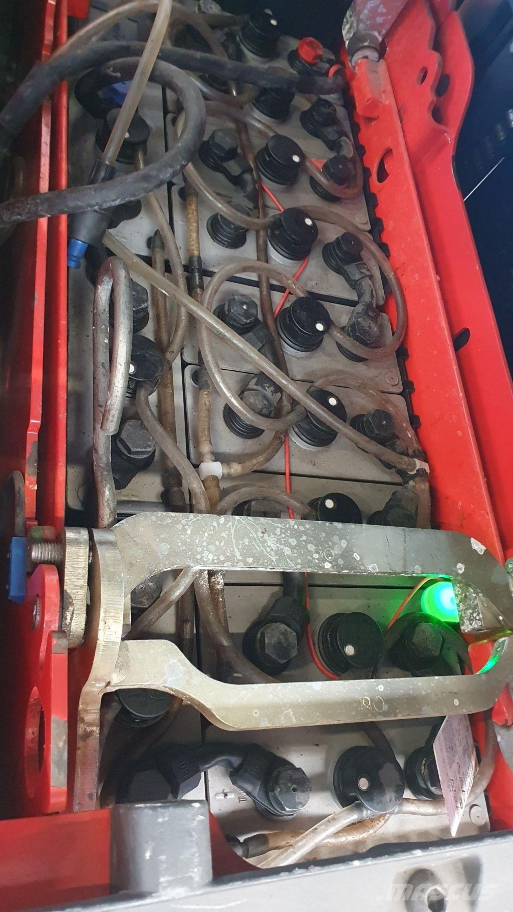 Linde V08-02 Visoko dizajući komisioni viljuškar
