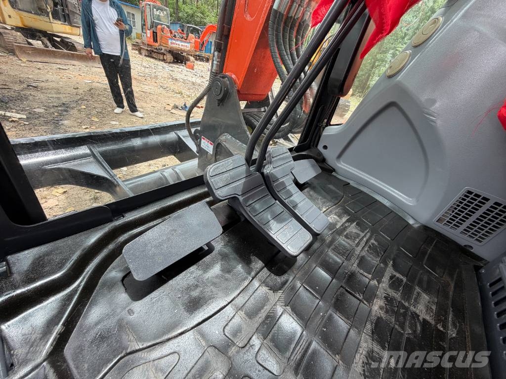 Doosan DX 60 Εκσκαφείς με ερπύστριες
