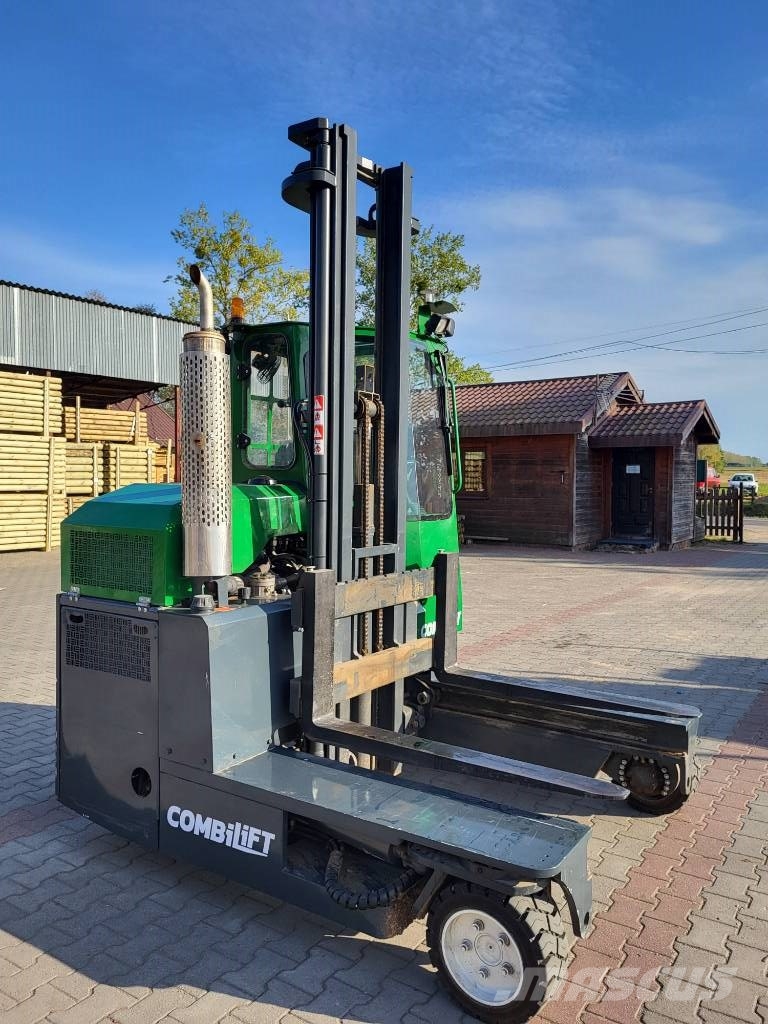 Combilift C 3000 Gasstapler