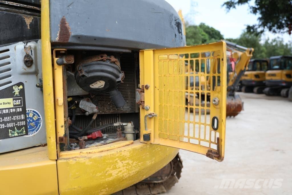 Komatsu PC 128 US 中型挖掘机