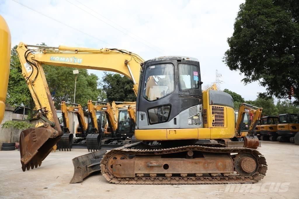 Komatsu PC 128 US 中型挖掘机