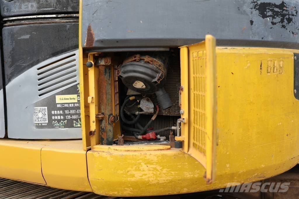 Komatsu PC 128 US 中型挖掘机