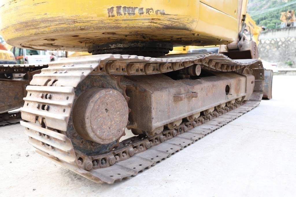 Komatsu PC 128 US 中型挖掘机