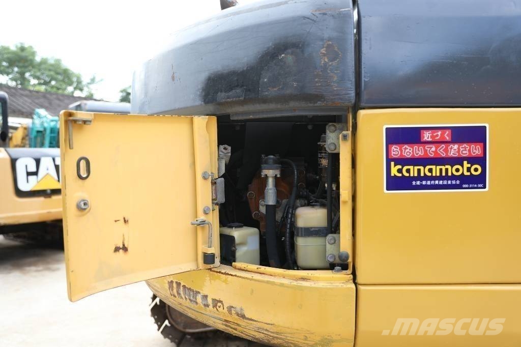 Komatsu PC 128 US 中型挖掘机