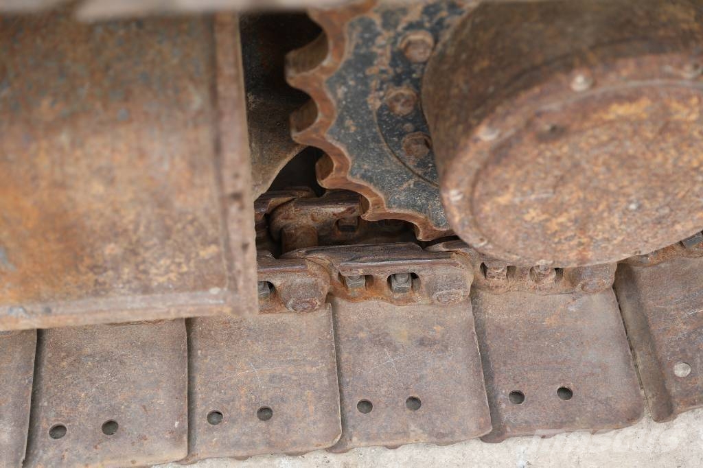 Komatsu PC 128 US 中型挖掘机