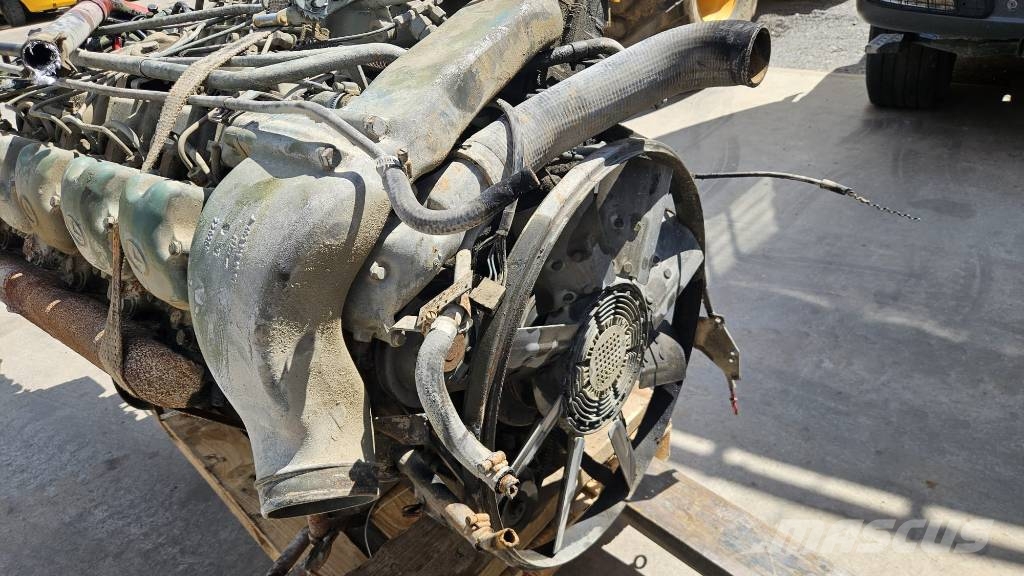 Mercedes-Benz ENGINE V10 - OM 403.1 - ZF GEARBOX Motoren