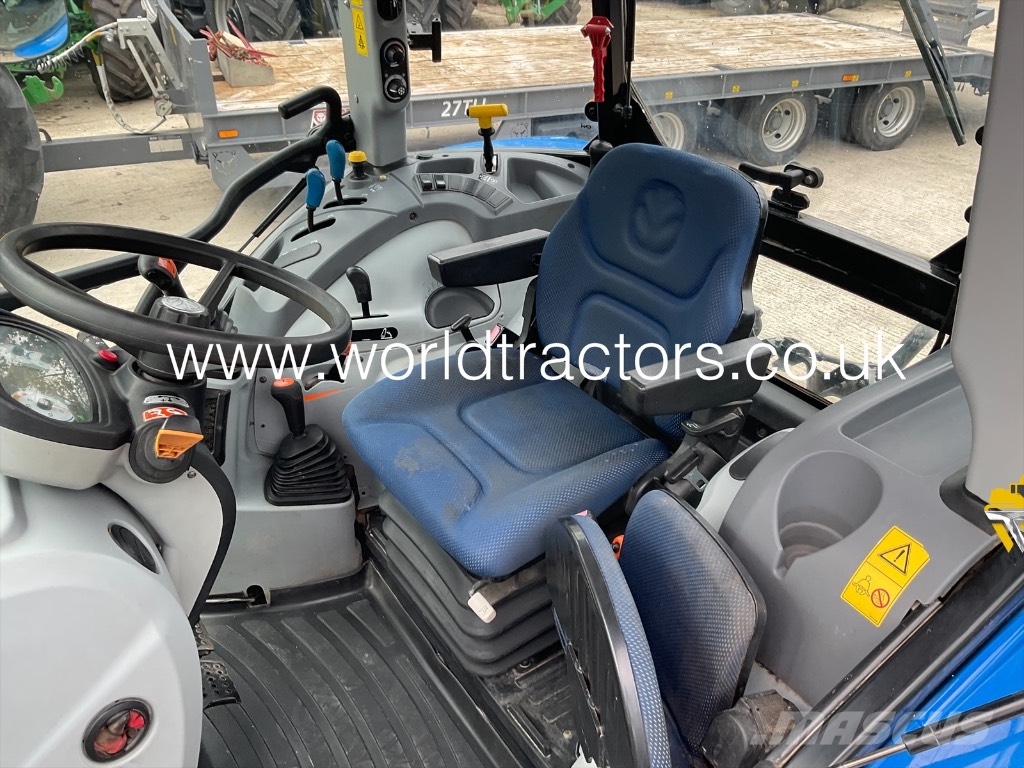 New Holland T5.75 트랙터