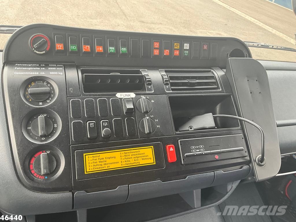 Mercedes-Benz Atego 918 4x4 ZIEGLER Feuerwehr/ materiaalwagen Ju Camiones de bomberos