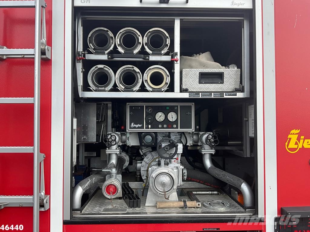 Mercedes-Benz Atego 918 4x4 ZIEGLER Feuerwehr/ materiaalwagen Ju Camiones de bomberos