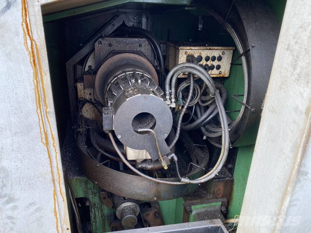 Mazak / Yamazaki FLEX-GL 200N-MLTPLX 630 1er Main Forestal - Otros