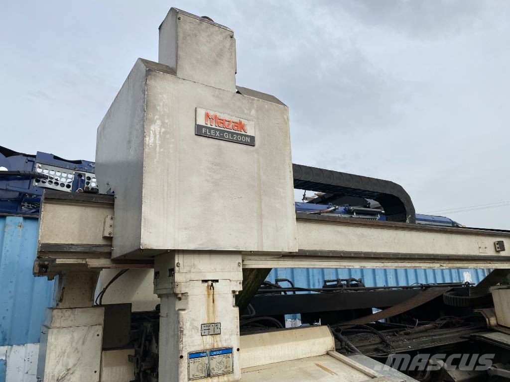 Mazak / Yamazaki FLEX-GL 200N-MLTPLX 630 1er Main Forestal - Otros