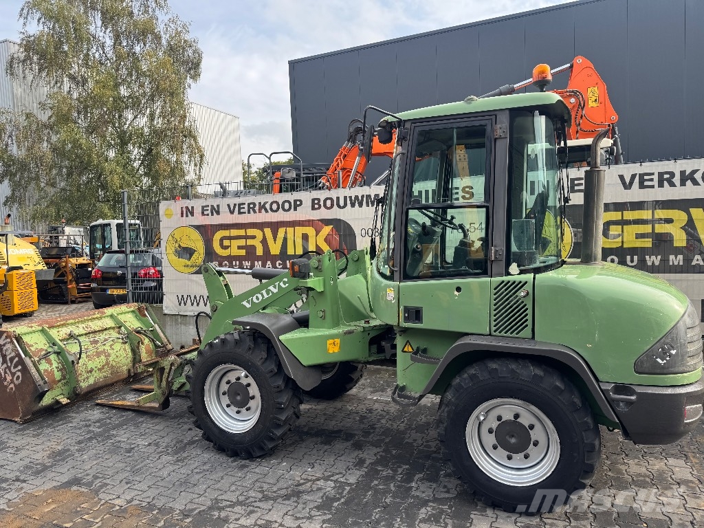 Volvo L30 Rataslaadurid