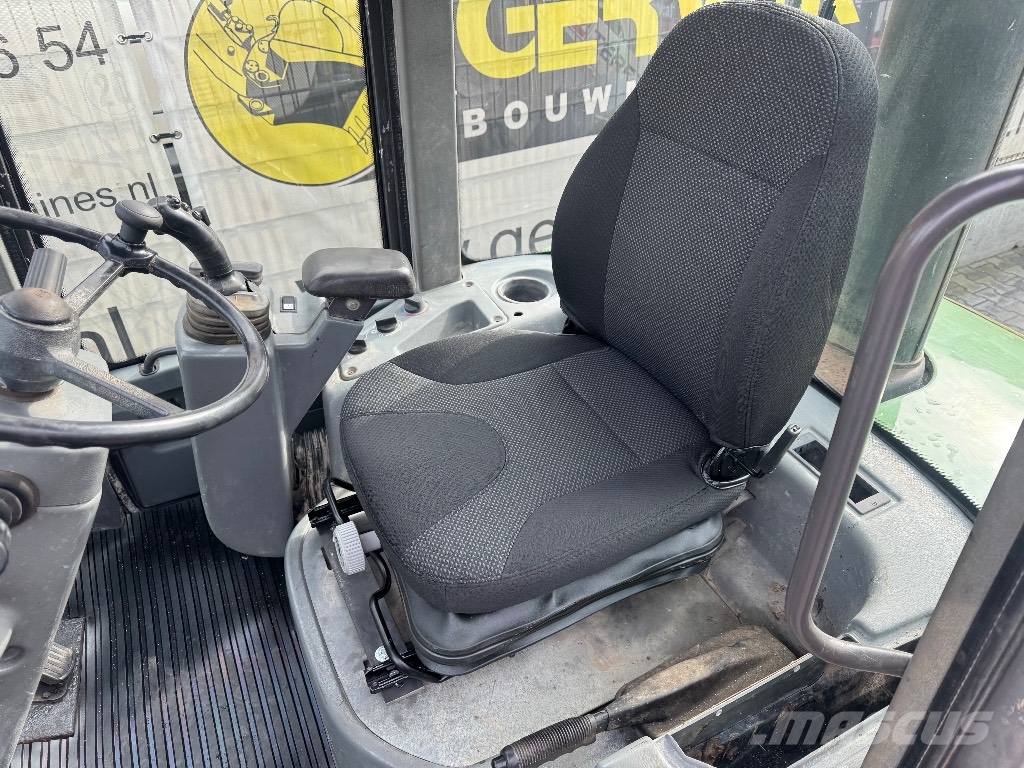 Volvo L30 Rataslaadurid