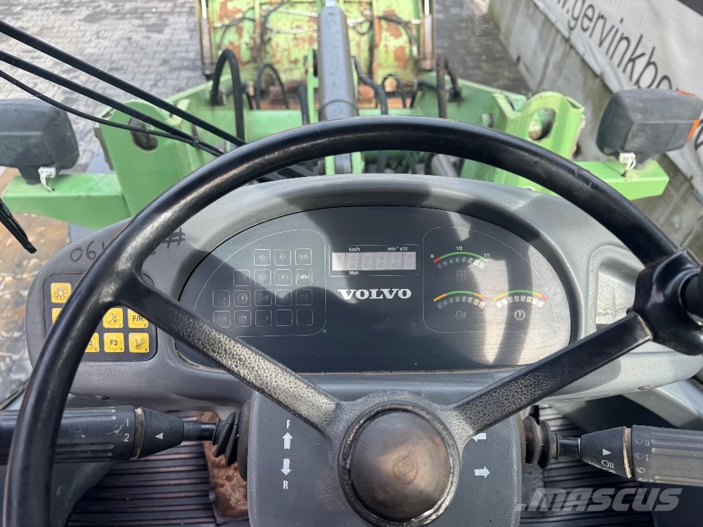 Volvo L30 Rataslaadurid