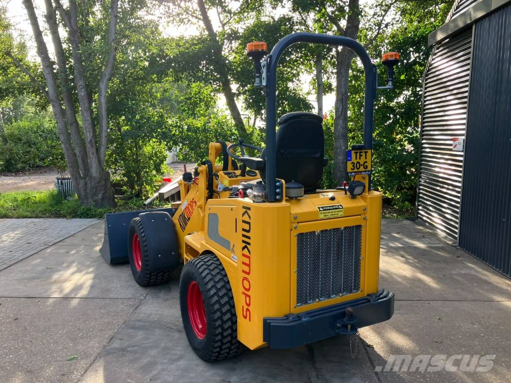 Knikmops 170 minishovel | 200u | 36pk | Nieuwstaat 휠로우더