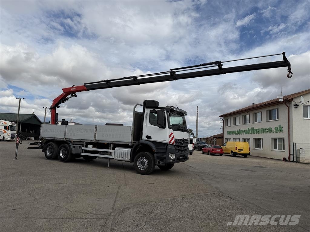 Mercedes-Benz Arocs VIN 923 Camiões grua