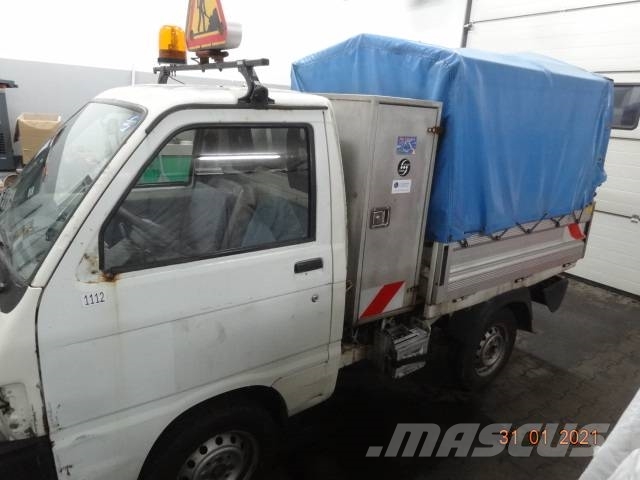 Piaggio Porter 1.3 benzyna 4x2 Pick up/Valník