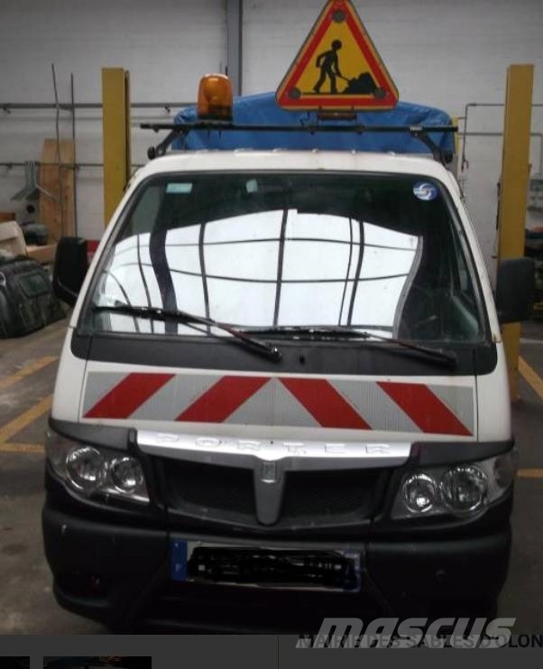 Piaggio Porter 1.3 benzyna 4x2 Pick up/Valník