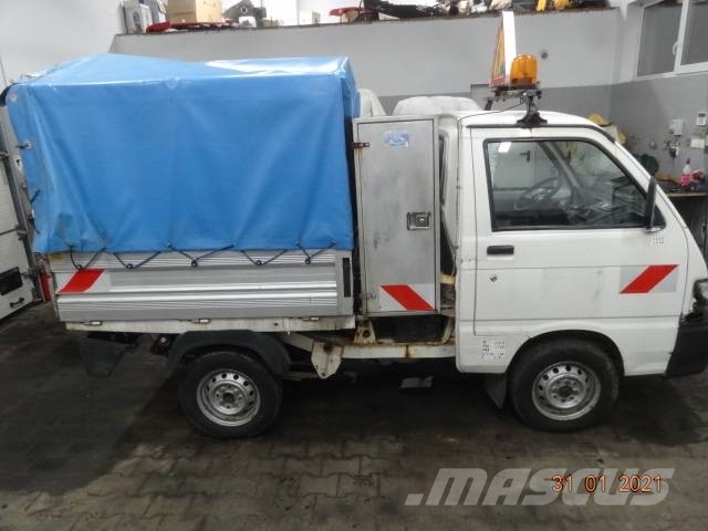 Piaggio Porter 1.3 benzyna 4x2 Pick up/Valník