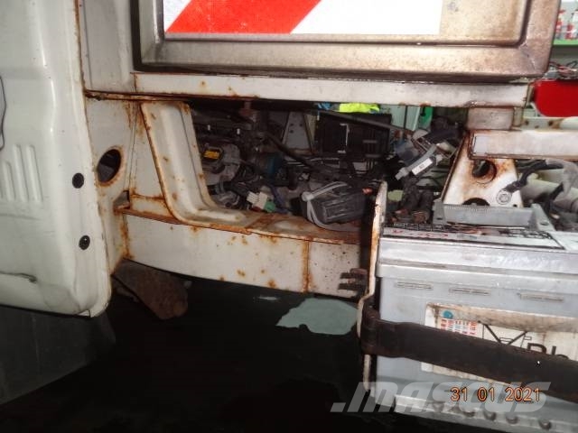 Piaggio Porter 1.3 benzyna 4x2 Pick up/Valník