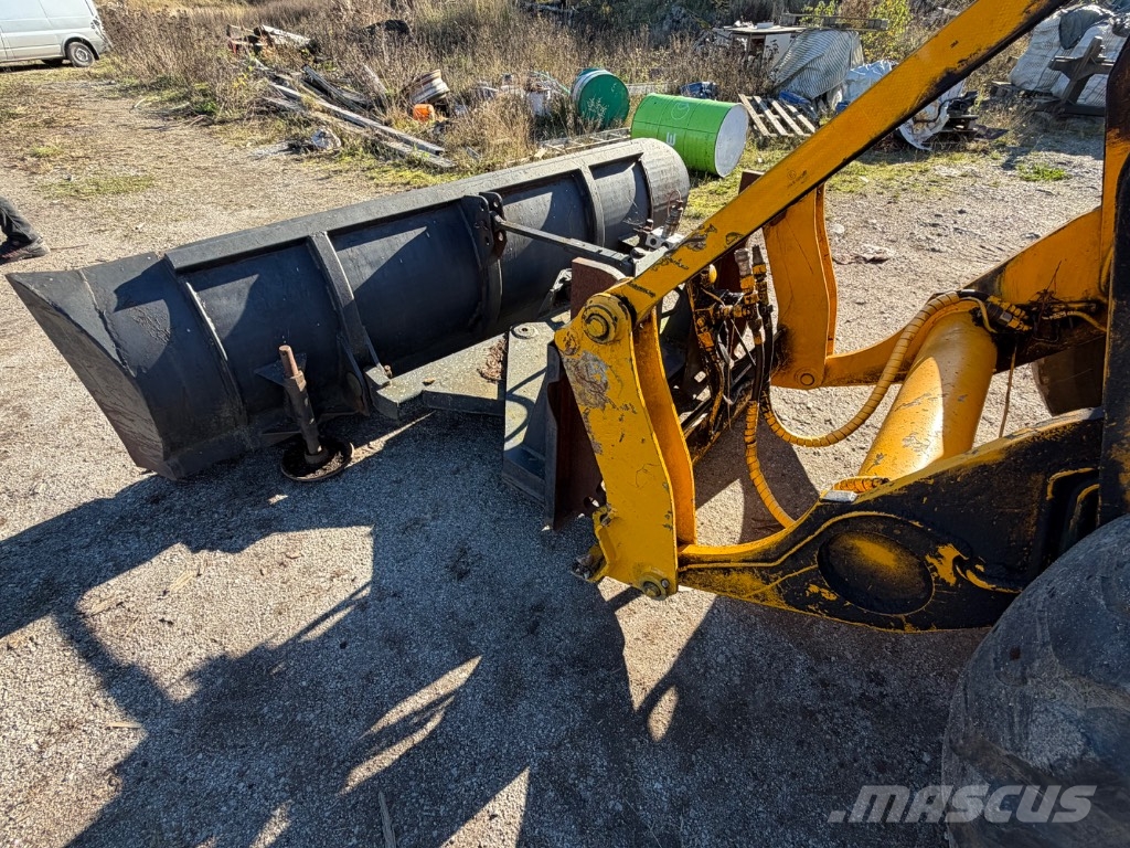 JCB 415 4x4 Pyöräkuormaajat