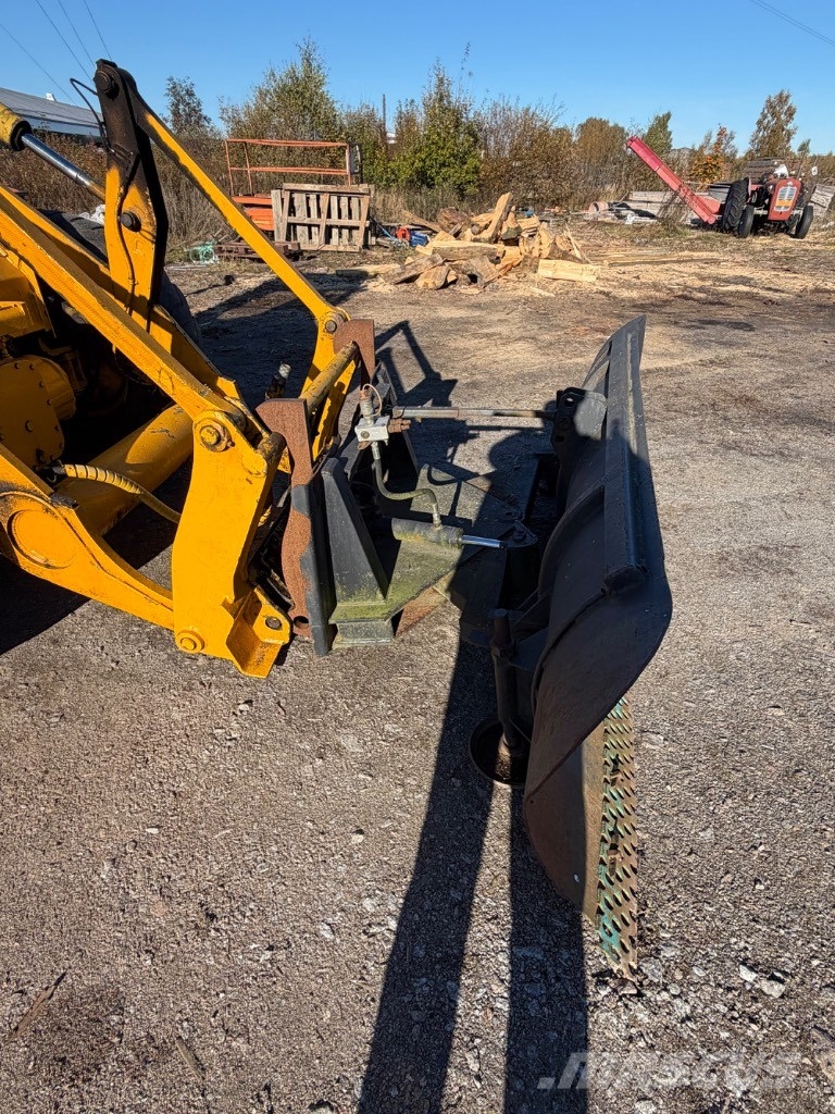 JCB 415 4x4 Pyöräkuormaajat