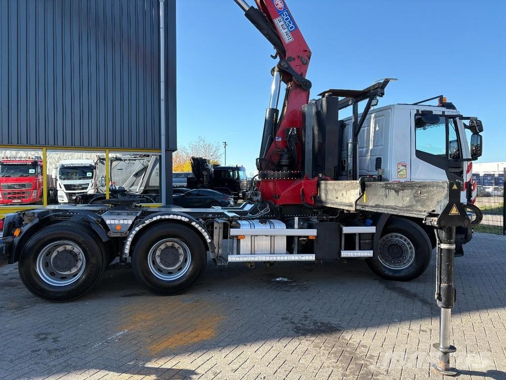 Iveco Stralis 420 X-WAY + HMF 5020K-RCS 6x TRACTOR + 6X4 Mobiilinosturit