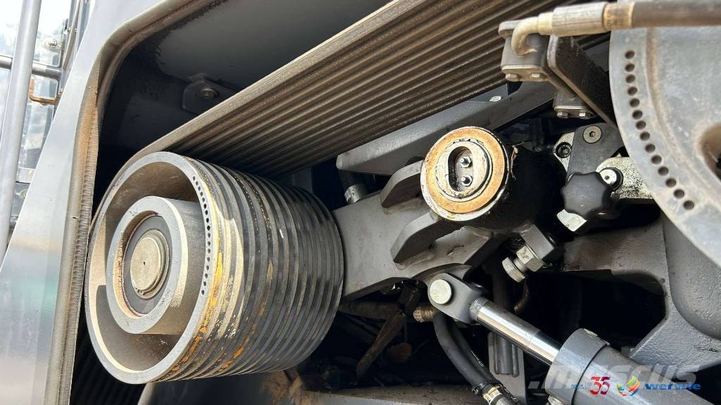 Wirtgen W 210 Fi Fresadoras de asfalto