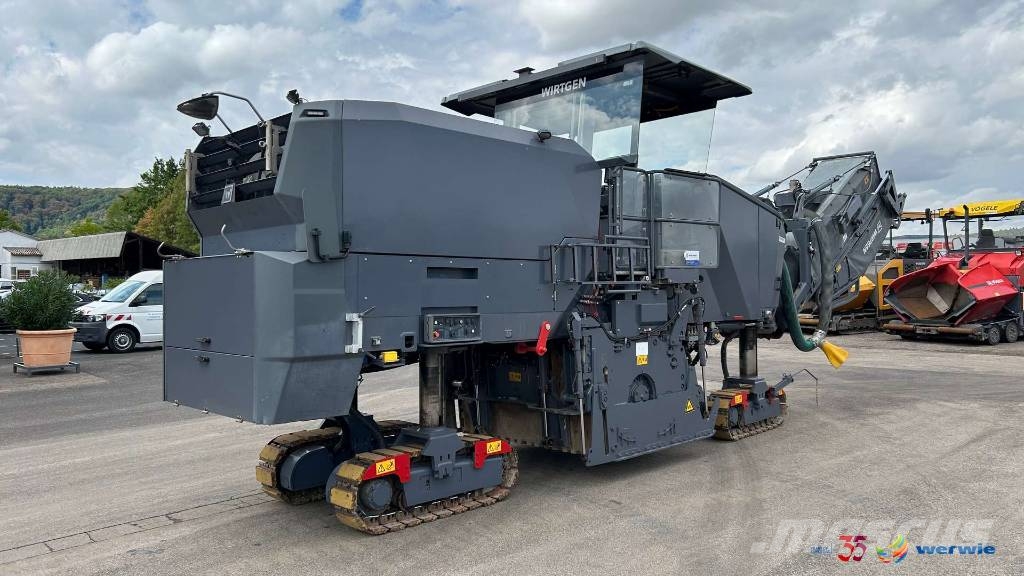 Wirtgen W 210 Fi Fresadoras de asfalto