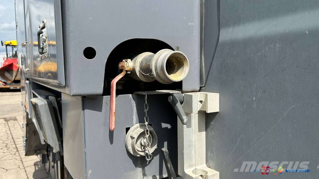 Wirtgen W 210 Fi Fresadoras de asfalto