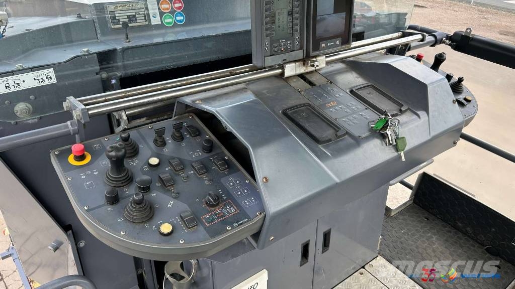 Wirtgen W 210 Fi Fresadoras de asfalto