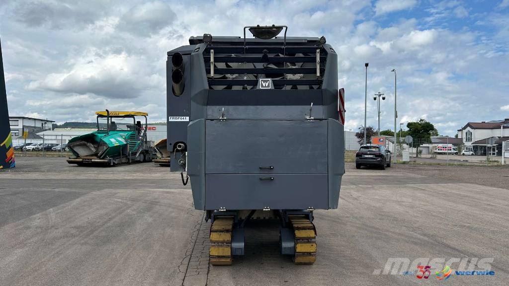 Wirtgen W 210 Fi Fresadoras de asfalto