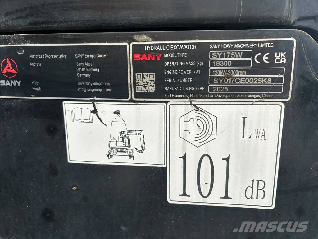 Sany SY 175 W حفارات بعجل