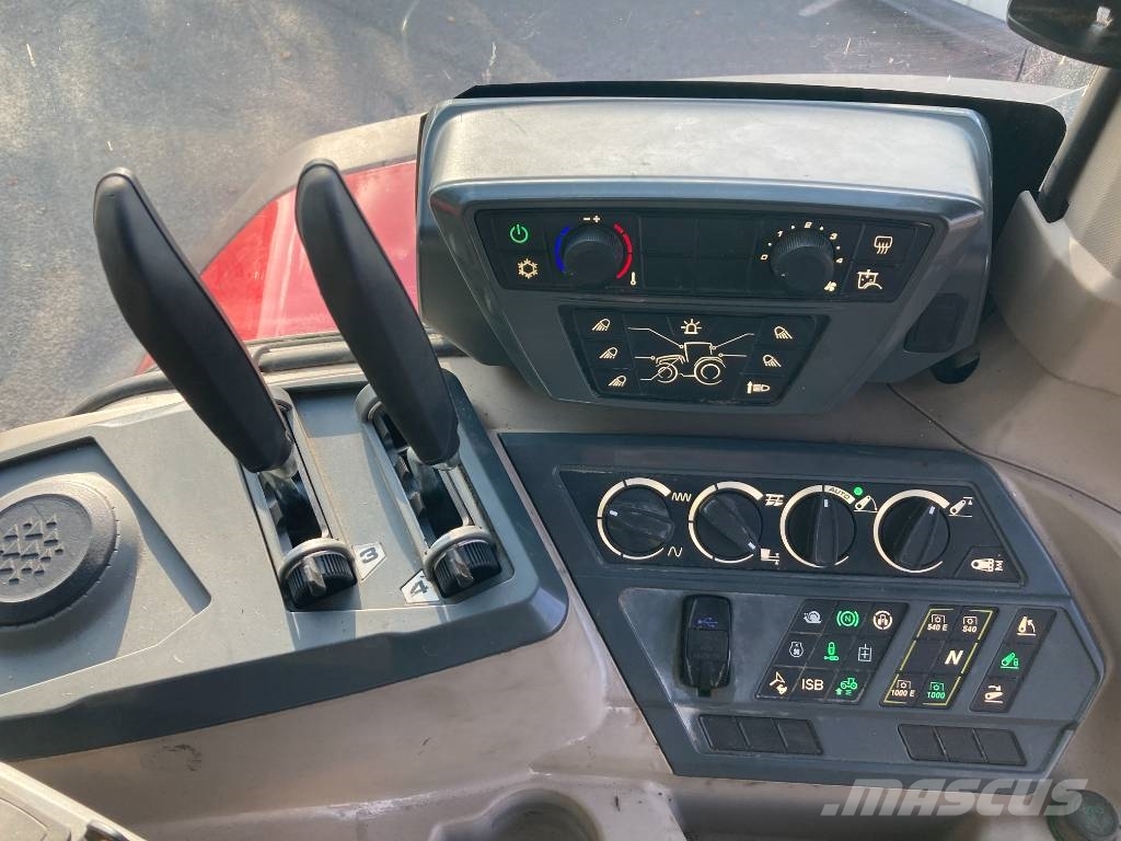 Massey Ferguson 8S.225 Tractores